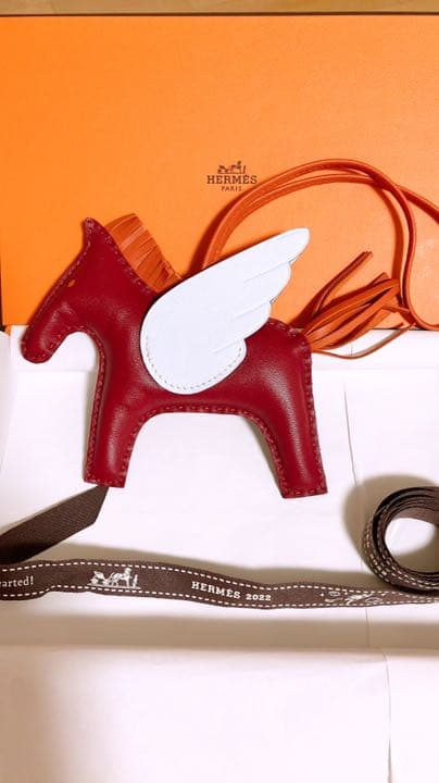 新品未使用　エルメス　ペガサス　MM ロデオチャーム
