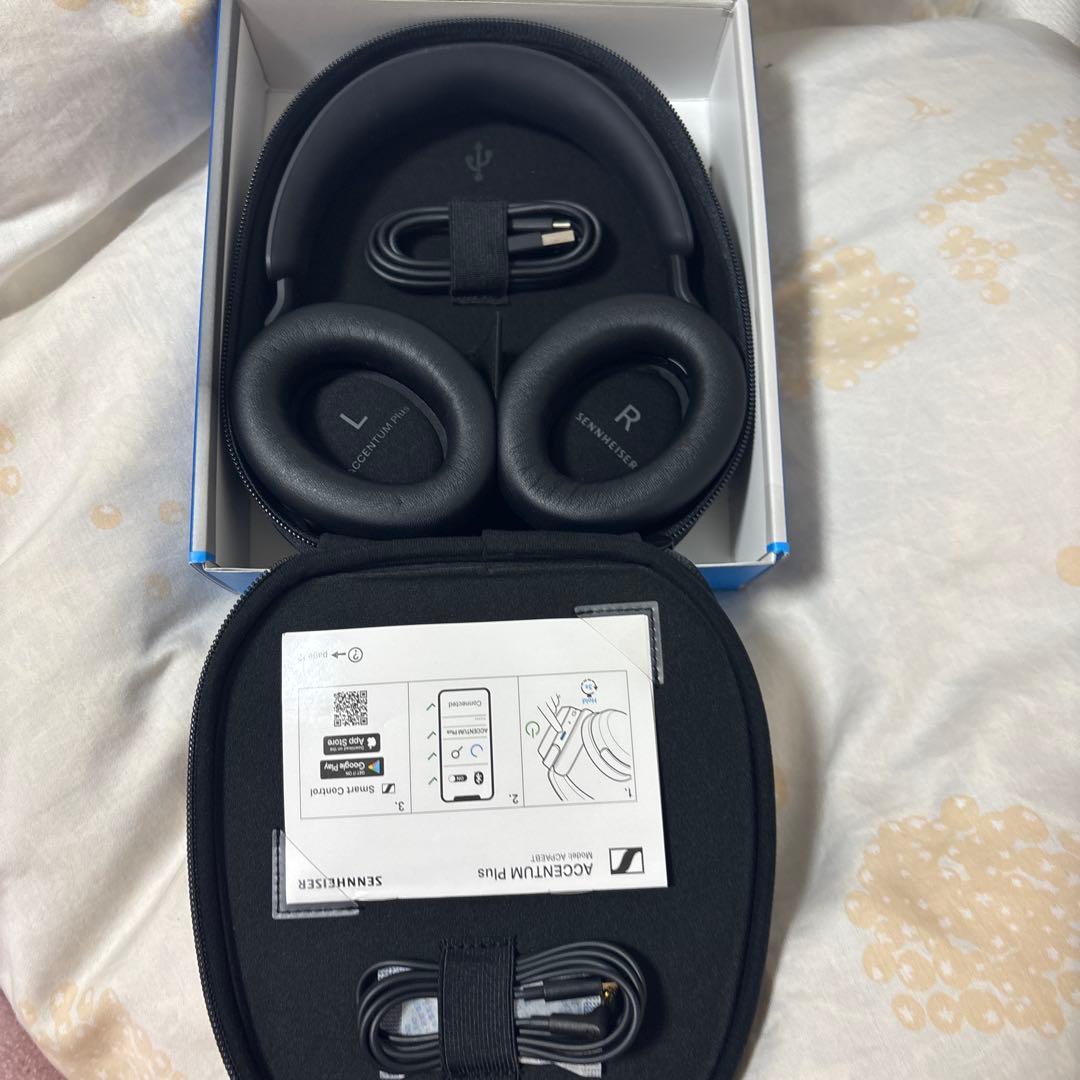 Sennheiser ACGENTUM Plus ワイヤレスヘッドホン