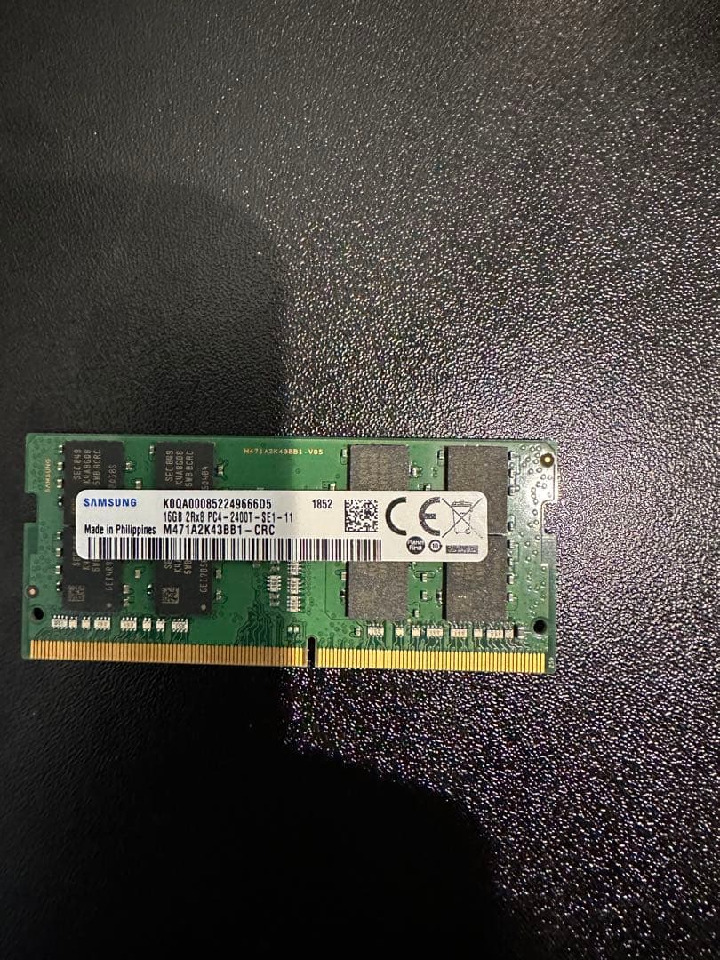 Samsung DDR4 16GB メモリ 2400MHz 288ピン