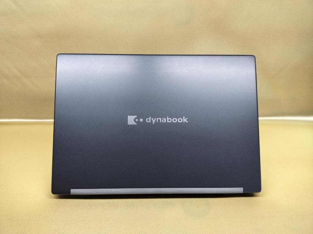 東芝　Dynabook G83/KW　高性能　2023年モデル(K-211)