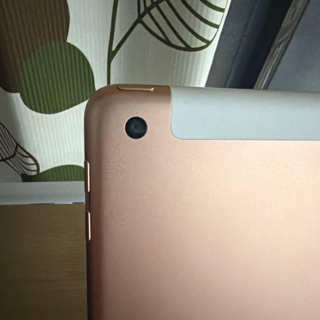 ipad 第6世代 ゴールド32GB セルラーモデル