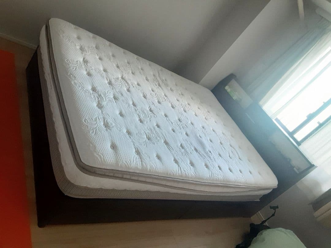 (KS様予定)ダブルベッドフレーム　ダークブラウン　&マットレス