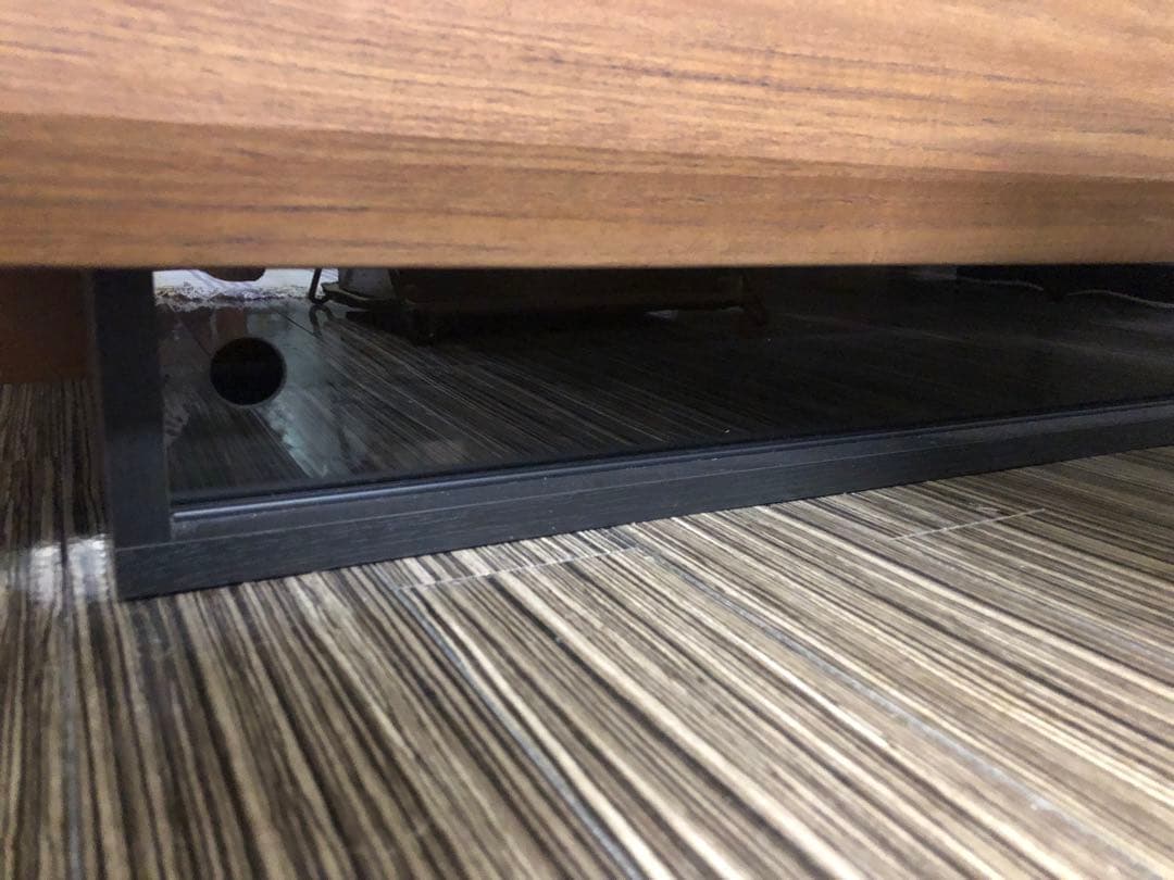 木目調テレビ台 収納付き