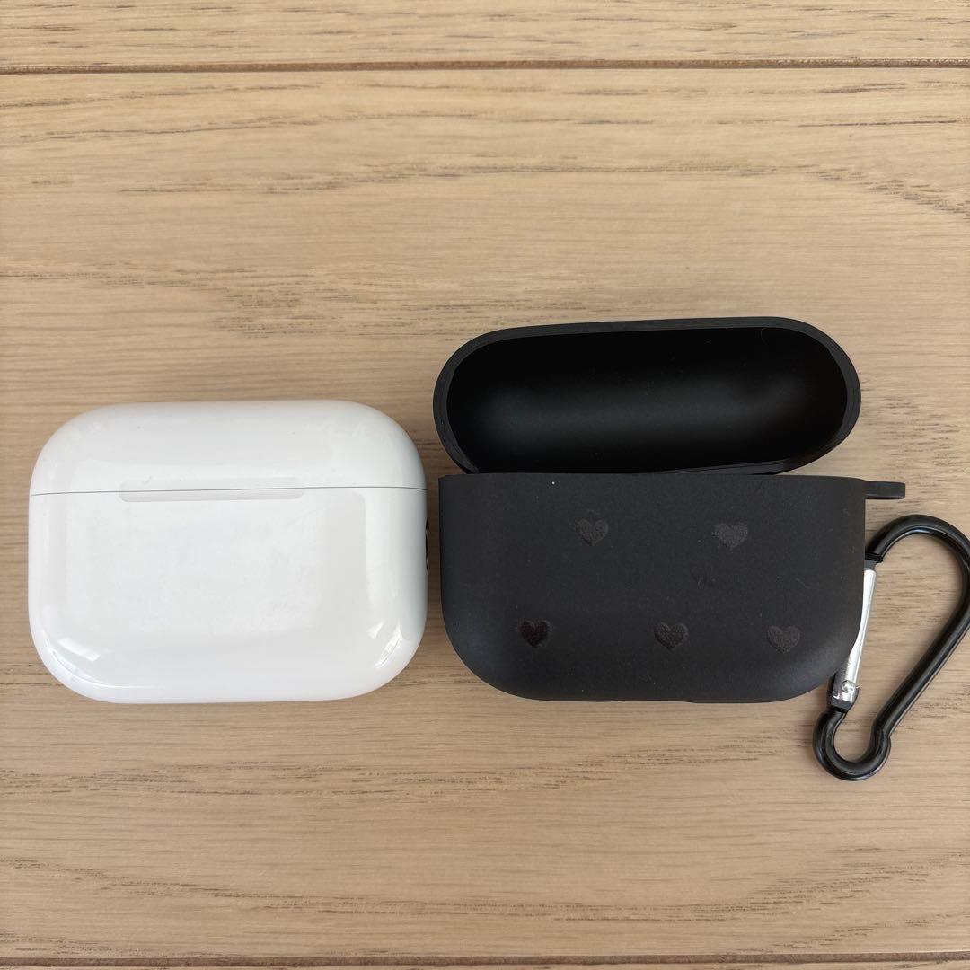 Apple AirPods Pro 3本体