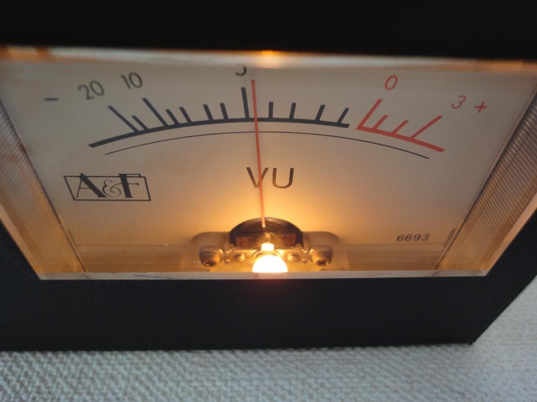 自作ステレオVUメーター196号機（A&Fワイドタイプ中型）