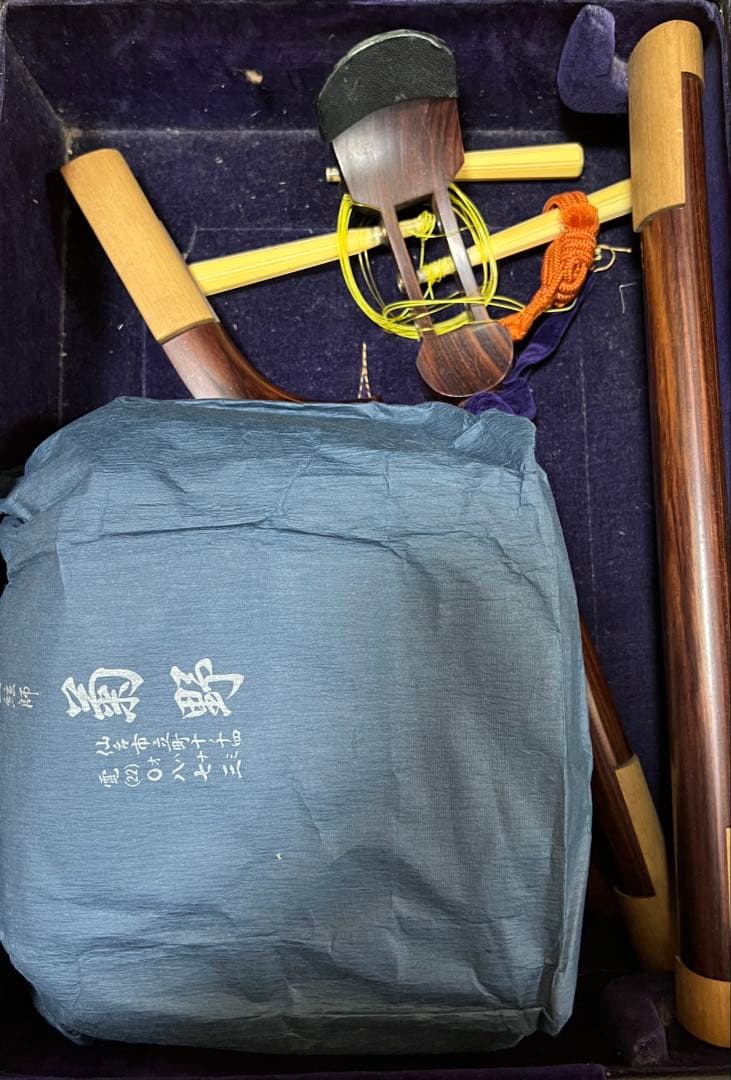 和楽器 三味線 高級糸巻き 箱付き　現状品特価