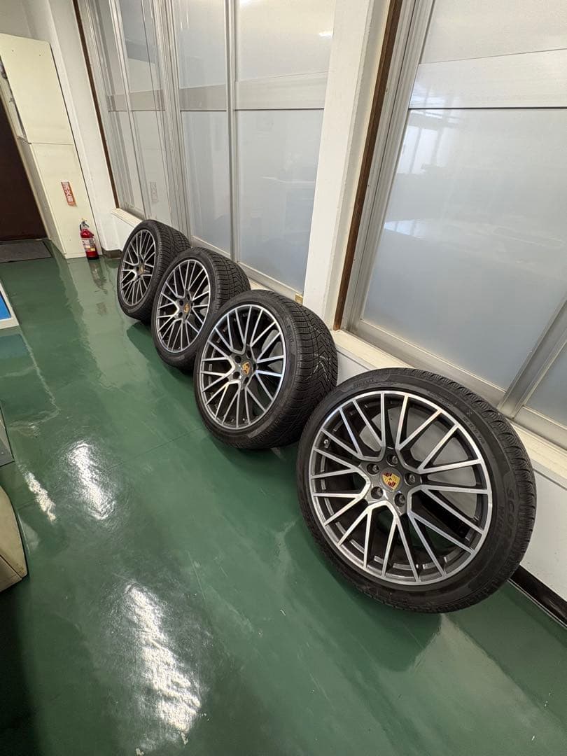 ゆっきーゆきゆきポルシェ9YAカイエン 21インチ純正RSスパイダー