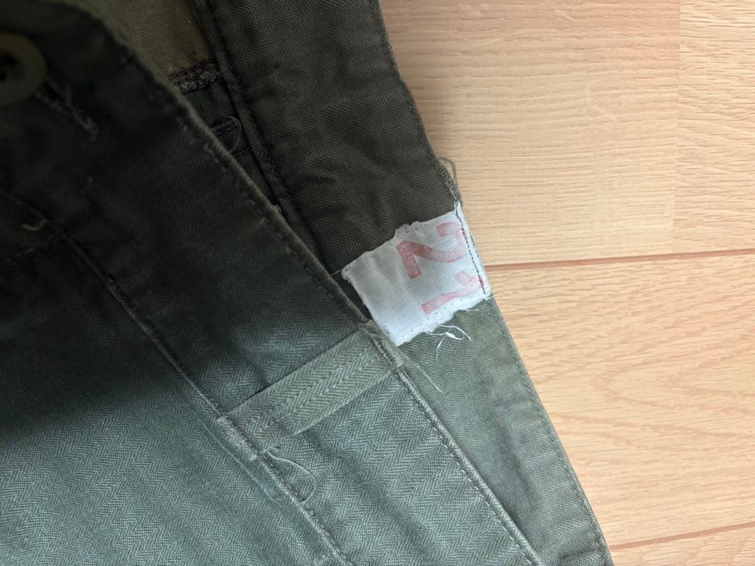 m47 フランス軍　カーゴパンツ