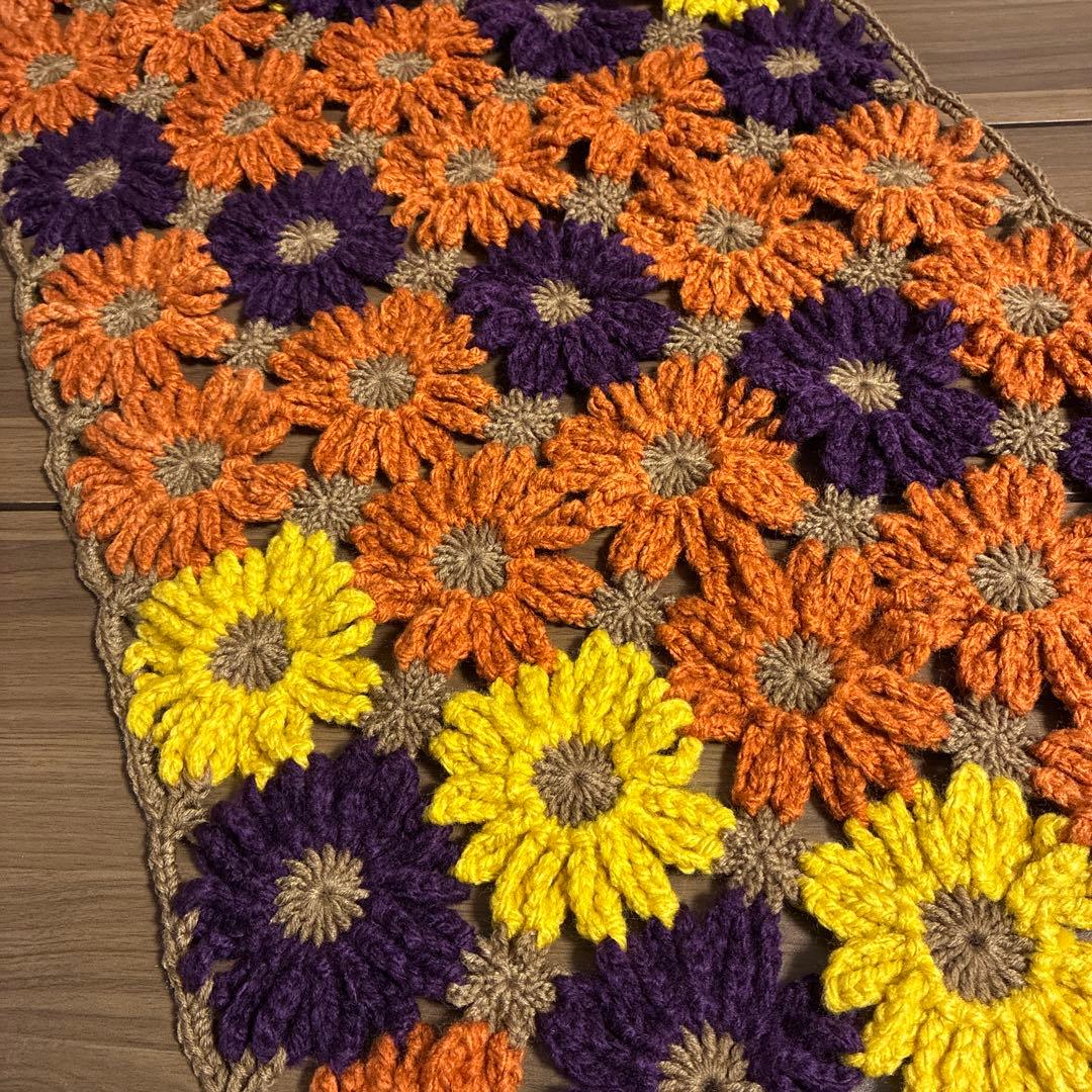 花モチーフオレンジ 紫 黄色 ショール、ひざ掛け