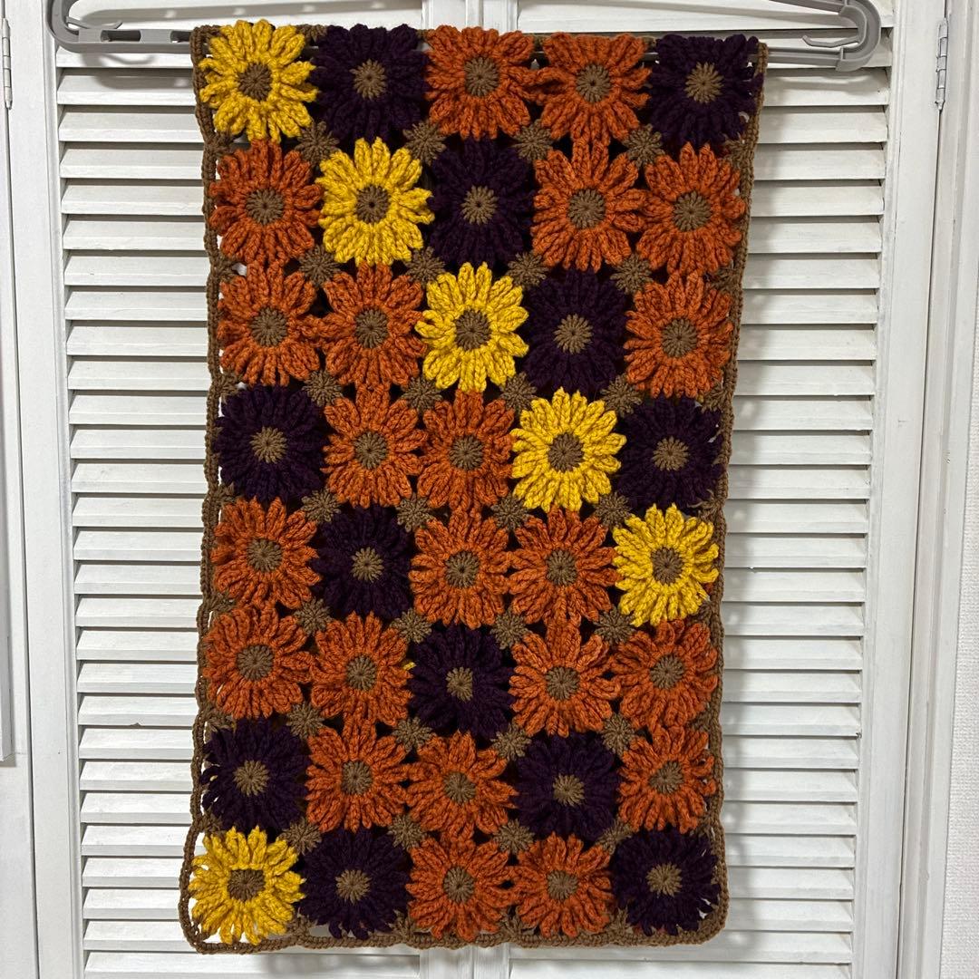 花モチーフオレンジ 紫 黄色 ショール、ひざ掛け