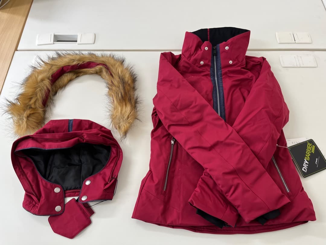 【新品】 phenix　スキーウェア　スノボウェア　レディース　Sサイズ　494