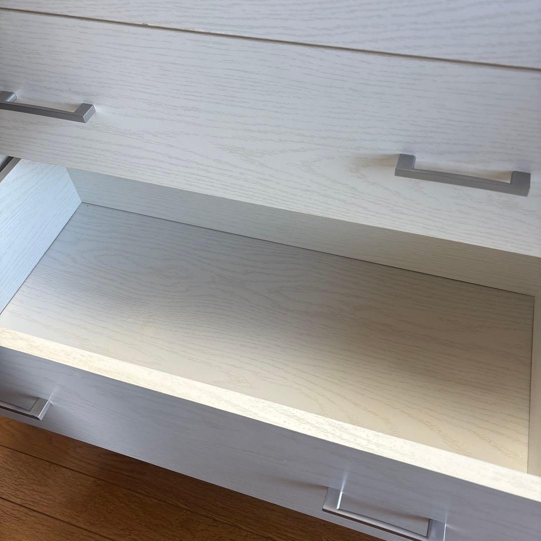 ニトリ　ホワイト 木製 チェスト 4段