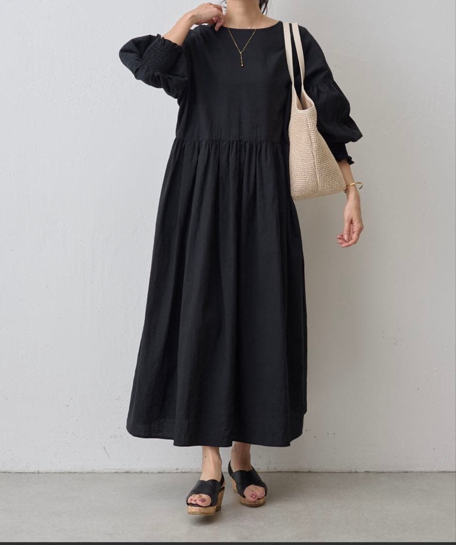 ビアズリー　リネンギャザーワンピース　タグあり未使用