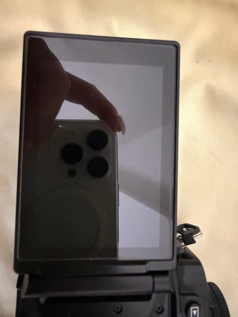 ニコン　Nikon zf 純正グリップ付き