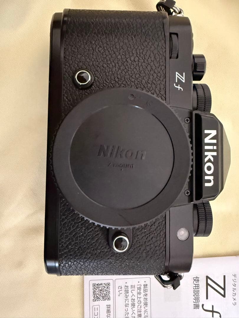 ニコン　Nikon zf 純正グリップ付き