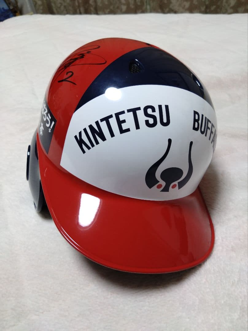 KINTETSU BUFFALOES サイン入りヘルメット