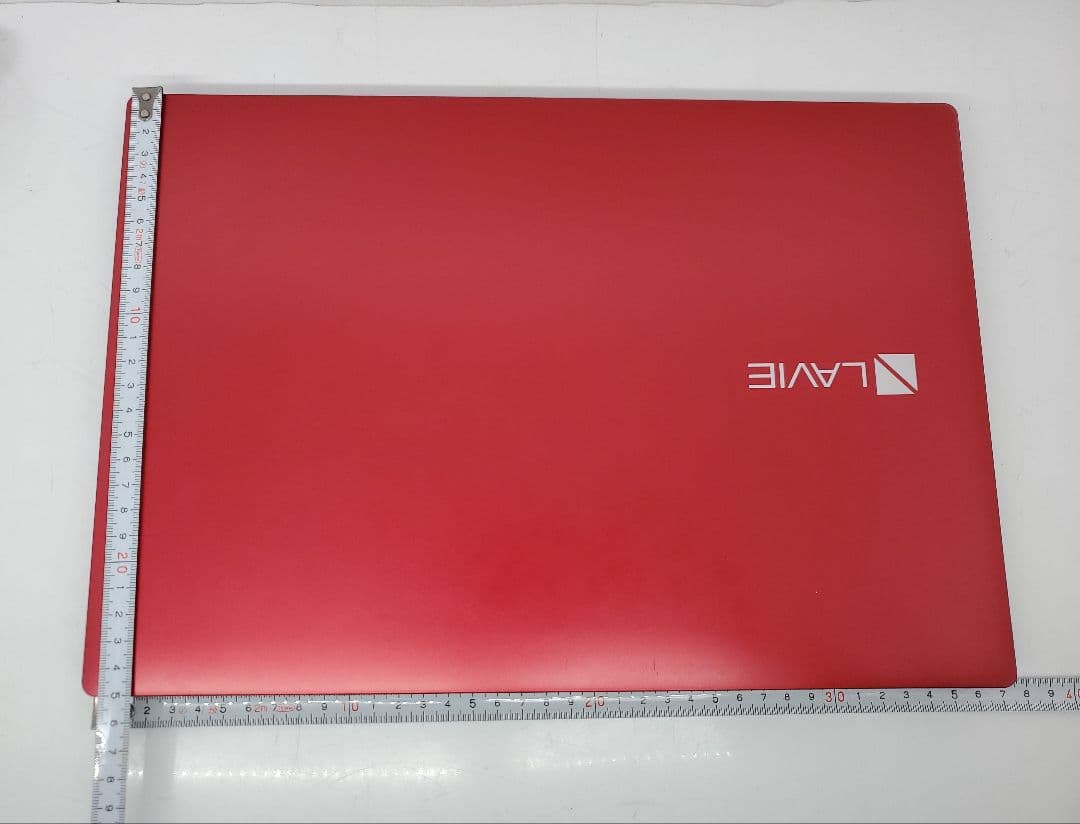 NEC Lavie NS300/N i3-8145U 8GB　Windows10