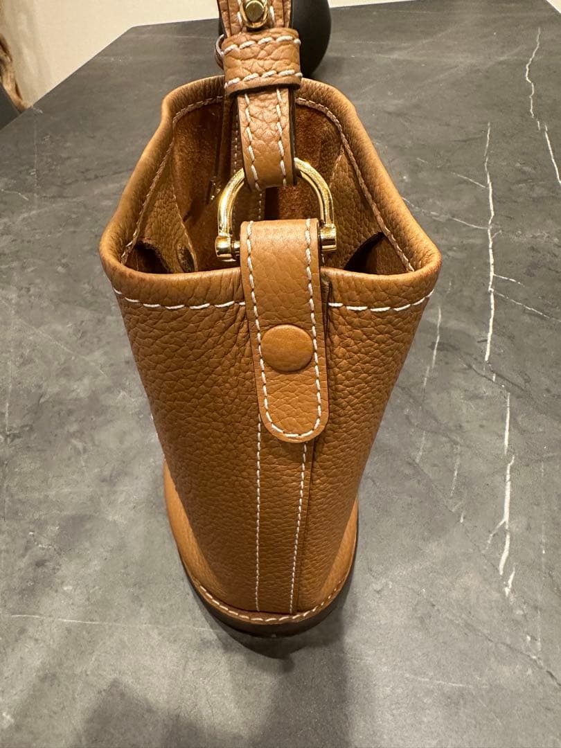 delvaux デルヴォー　パン ミニ バケット サーピケ　バッグ