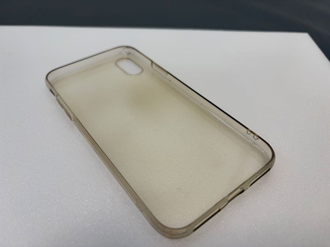 Apple iPhone XS　シルバー SIMフリー　256GB おまけ付き