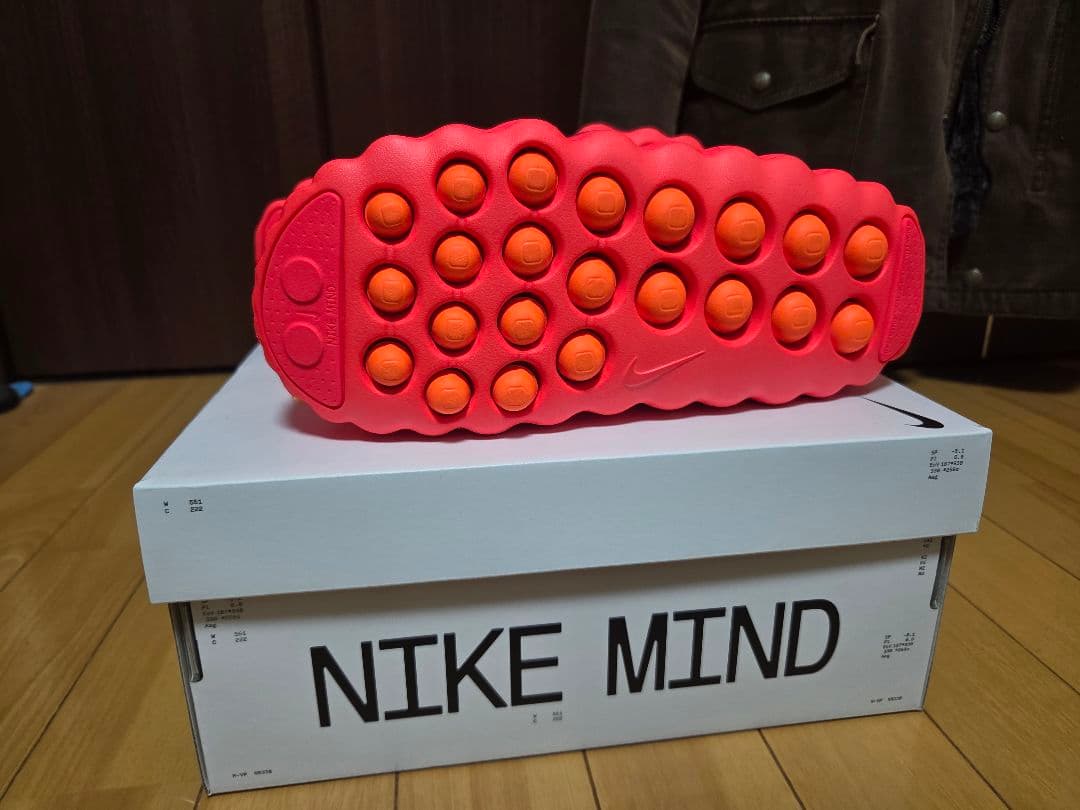 Nike Mind ナイキ マインド001 ソーラーレッド 26cm 新品