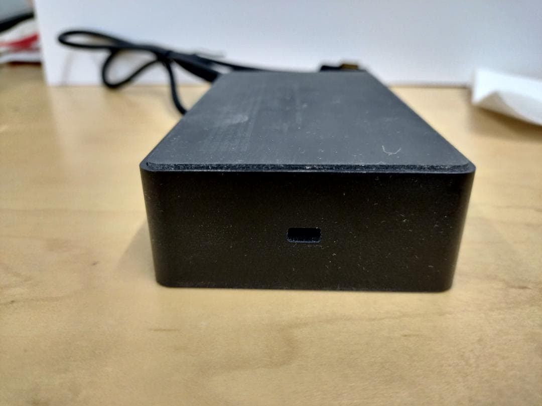 PCケーブル・コネクタ Microsoft Surface Dock 2