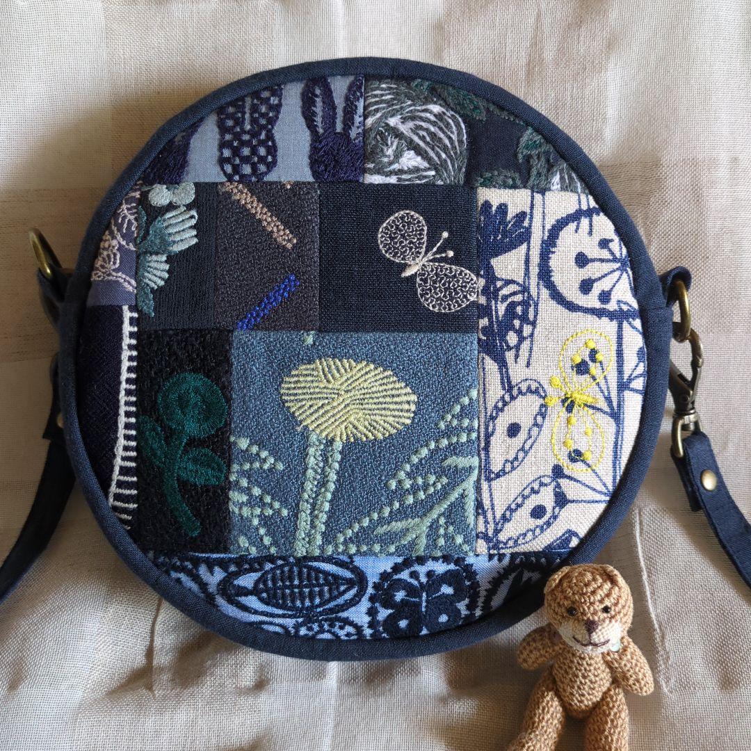 ハンドメイド まあるいポーチ ミナペルホネン生地使用♪