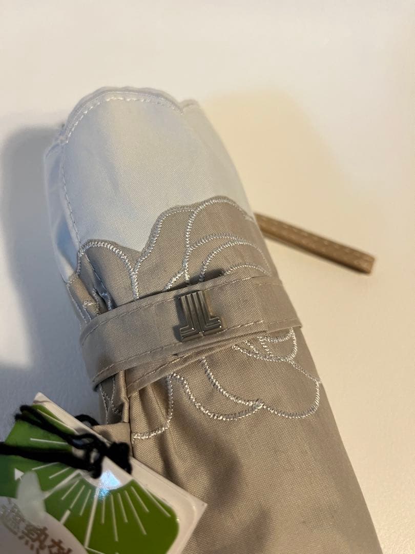 LANVIN ランバン　晴雨兼用折りたたみ傘 バイカラーローズ刺繍