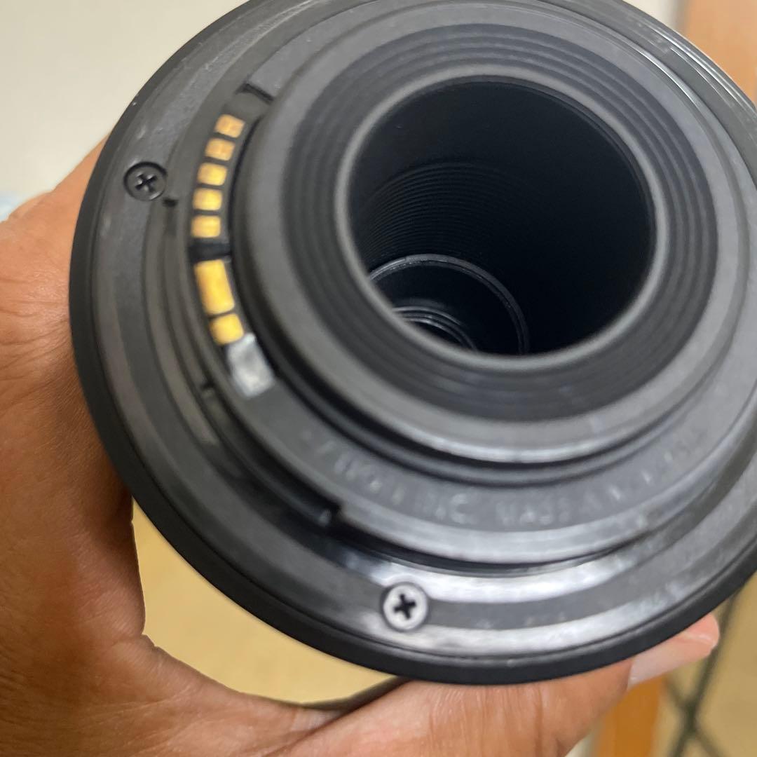 Canonズームレンズ。55〜250mm MACRO 1.1m／3.6ft