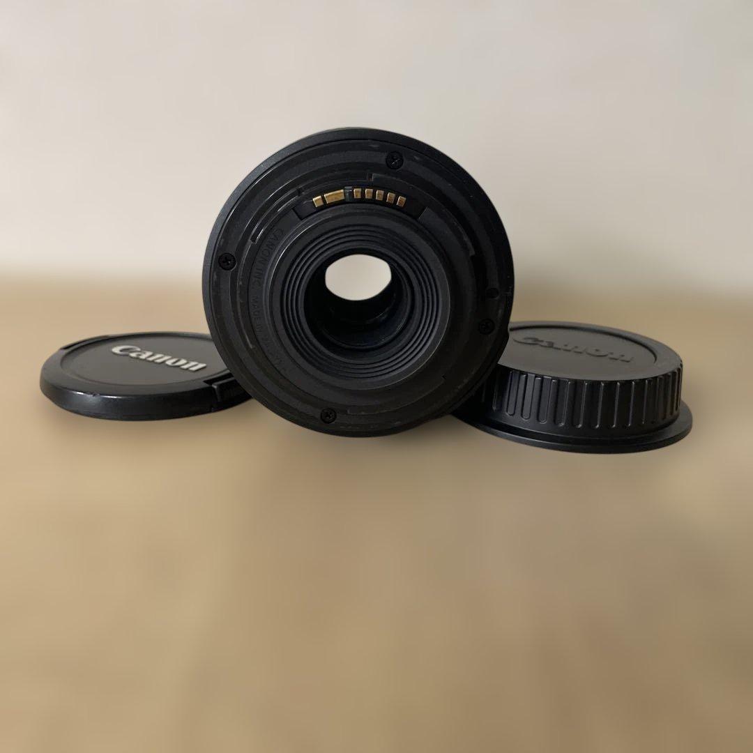 Canonズームレンズ。55〜250mm MACRO 1.1m／3.6ft