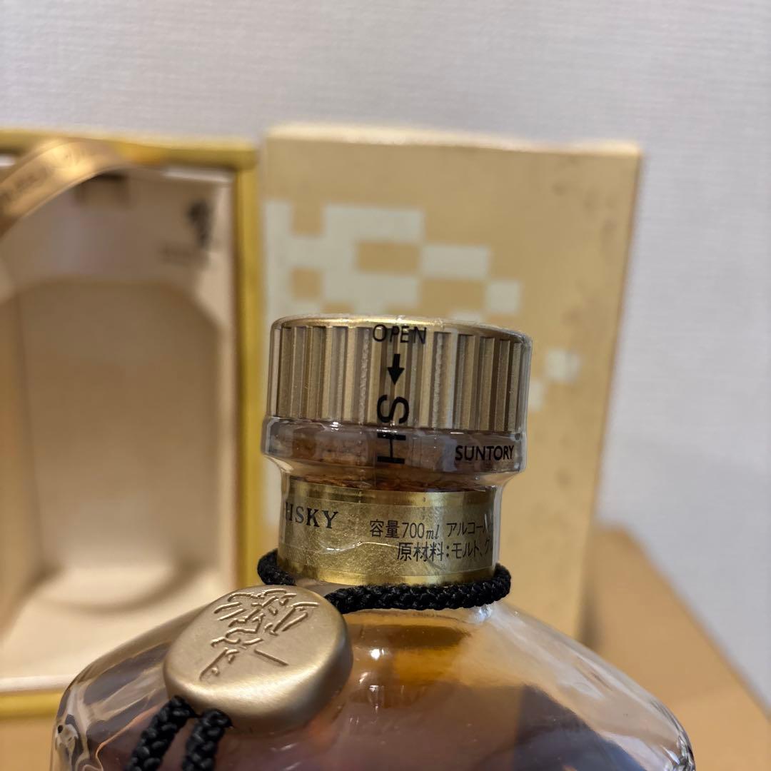 サントリーウイスキー響　裏ゴールドラベル　箱付き　未開封（27）