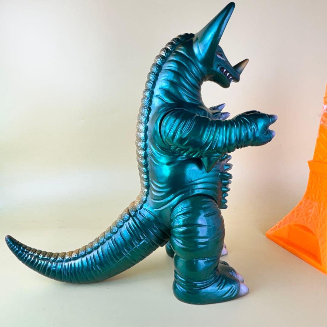 ブルマァク ジャイアント ゴモラ・後藤彩色所 カスタム ワンオフ