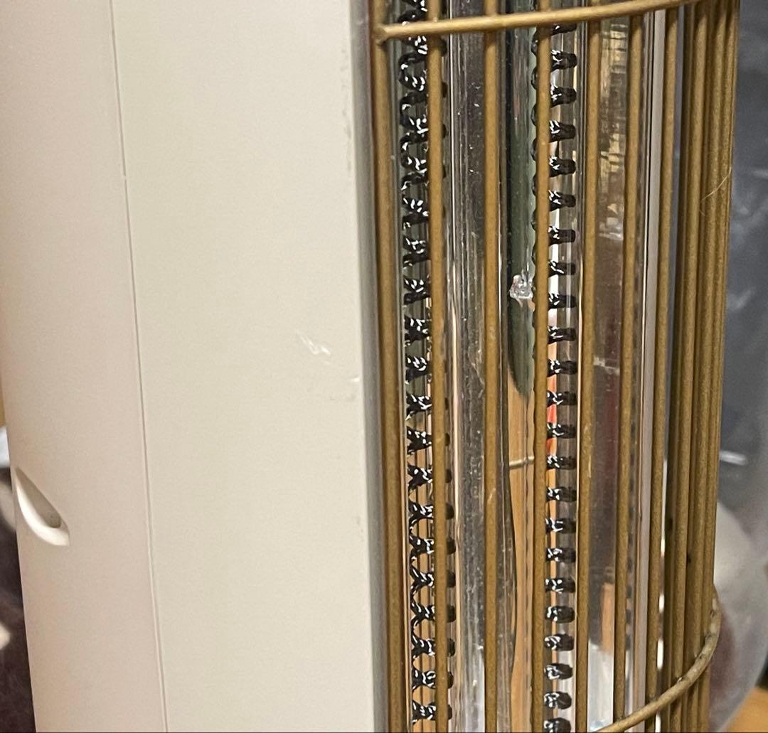 BRUNO タワー型カーボン管ヒーター グレージュ　USED