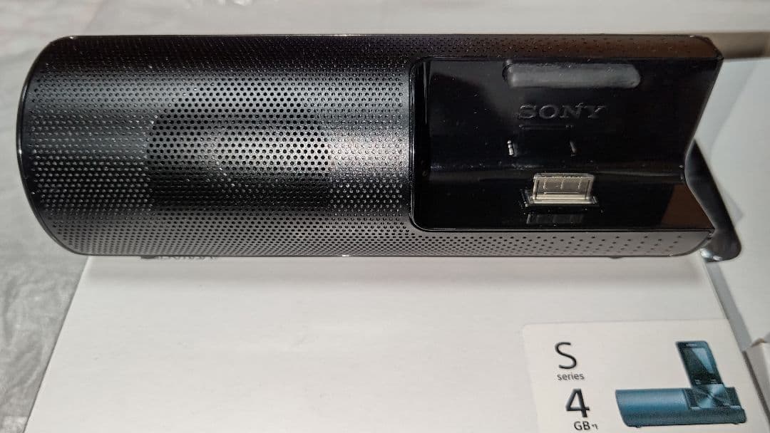 即日発送】SONY /NW-S313K ウォークマン、スピーカーつき