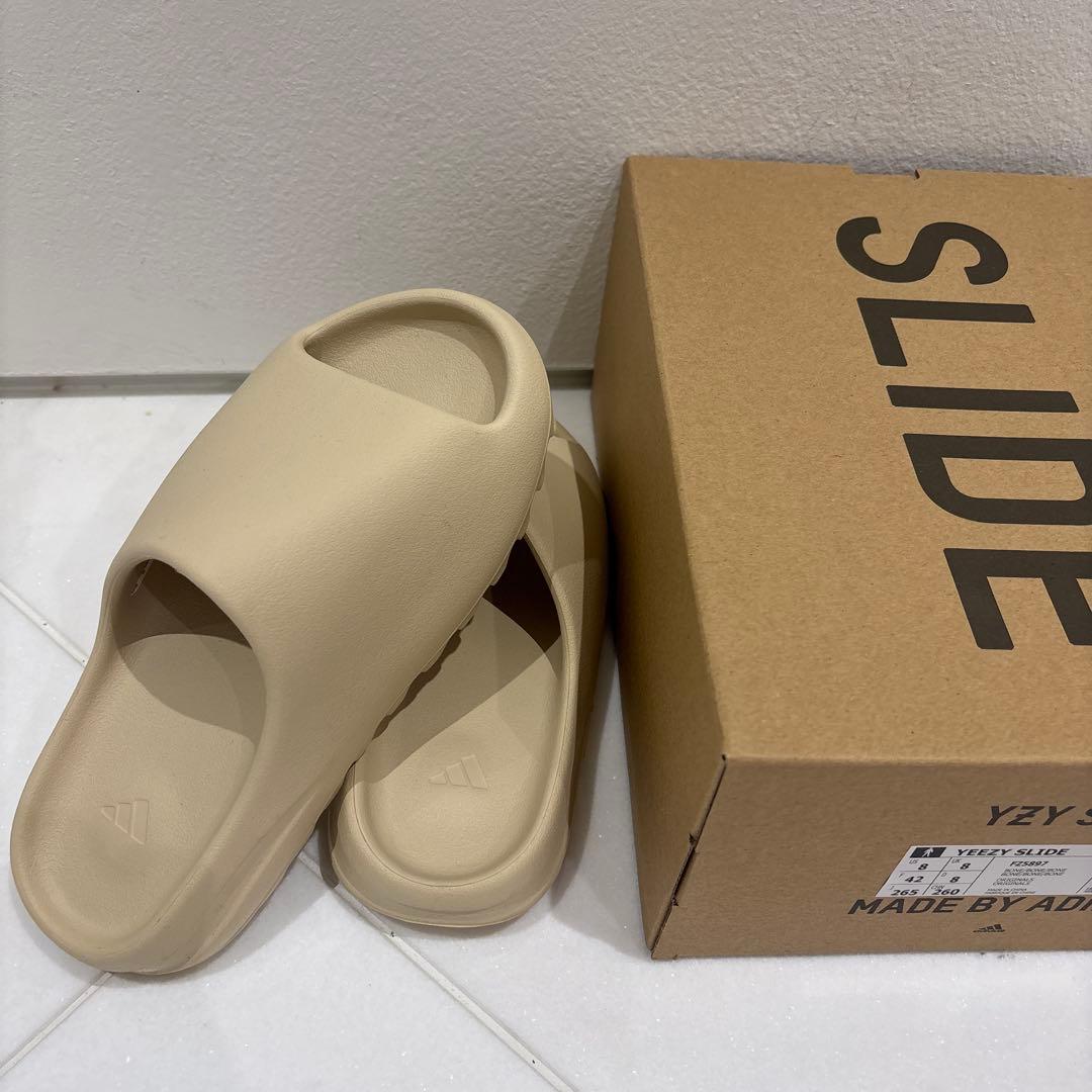 靴 adidas YZY SLIDE
