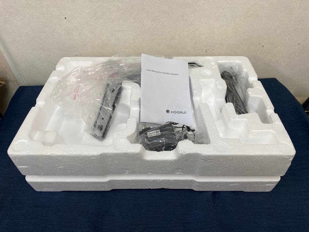 KOORUI 24E3 ゲーミングモニター　 ディスプレイ本体