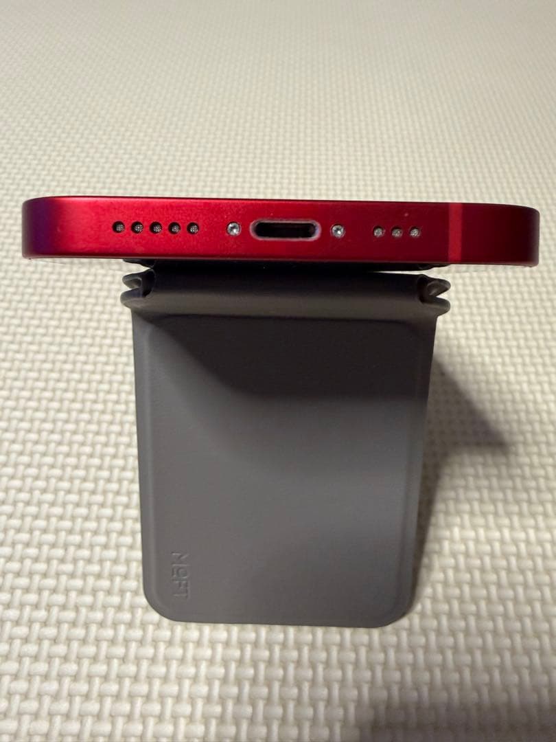 Apple iPhone 13 (PRODUCT RED) 本体