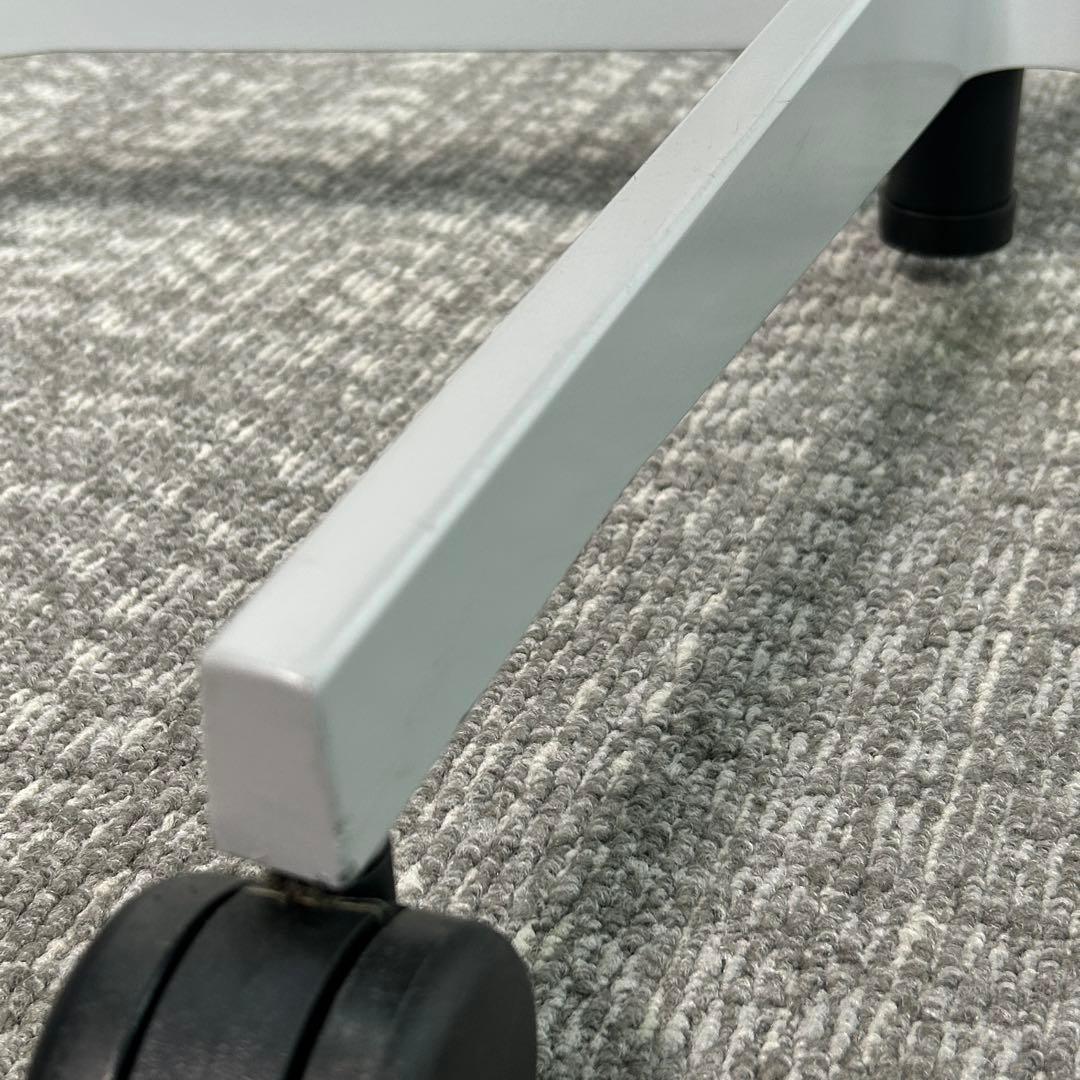 A 2016年　vitra　ヴィトラ　.04　オフィスチェア　アームレスト付き