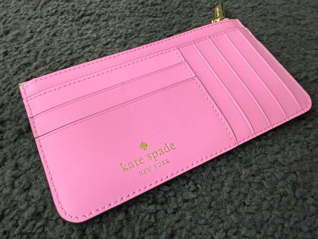 最終値下げ！ケイトスペード ストロベリーチューインガム