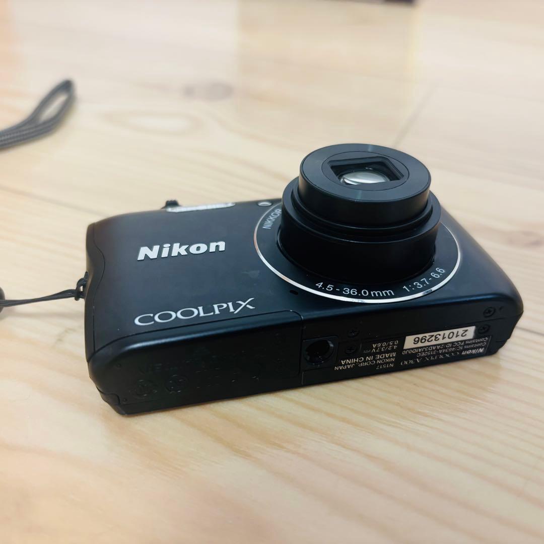 【美品】　Nikon Coolpix A300 ブラック デジカメ 訳あり