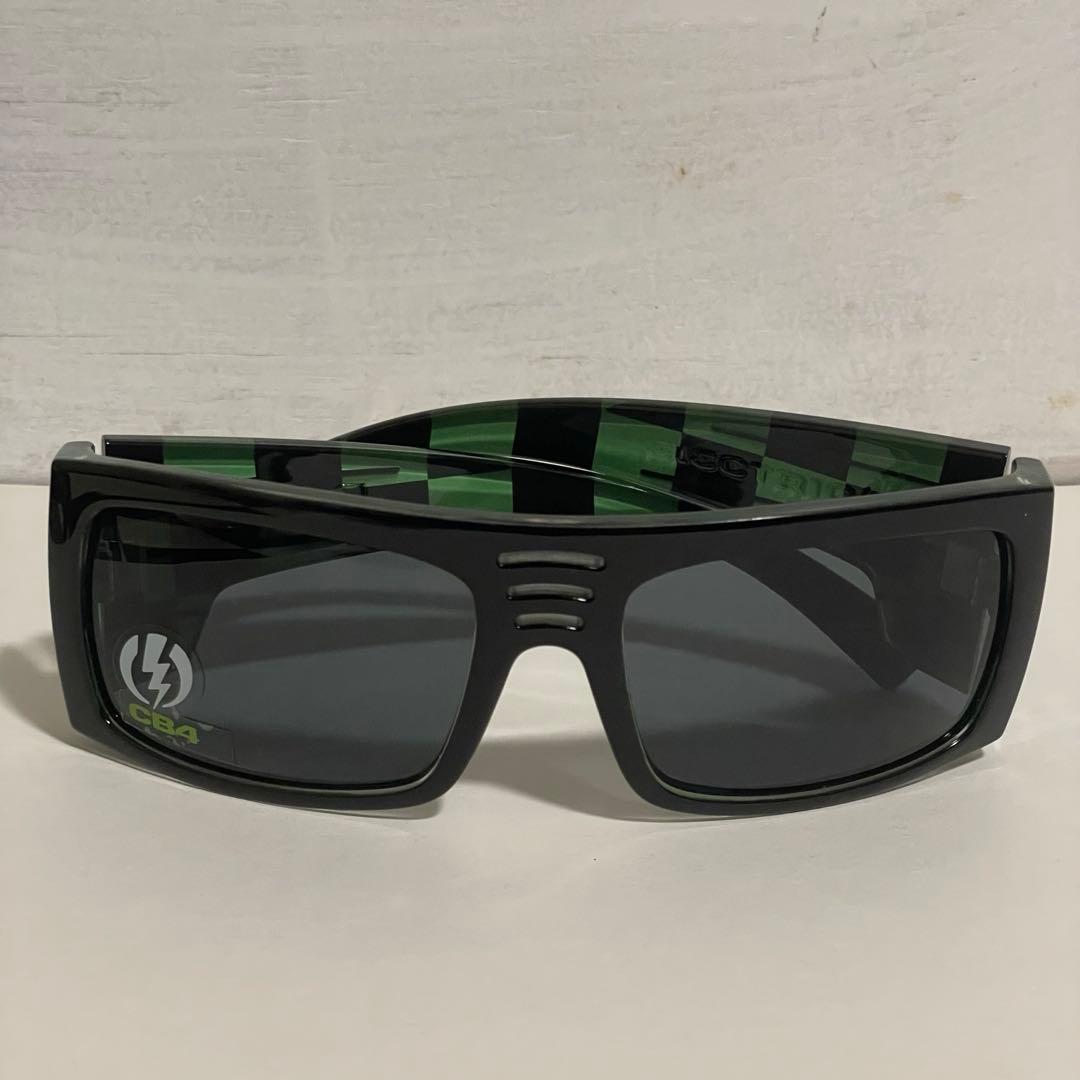 ELECTRIC CB4 サングラス　ブラック＆グリーンモデル　廃盤モデル