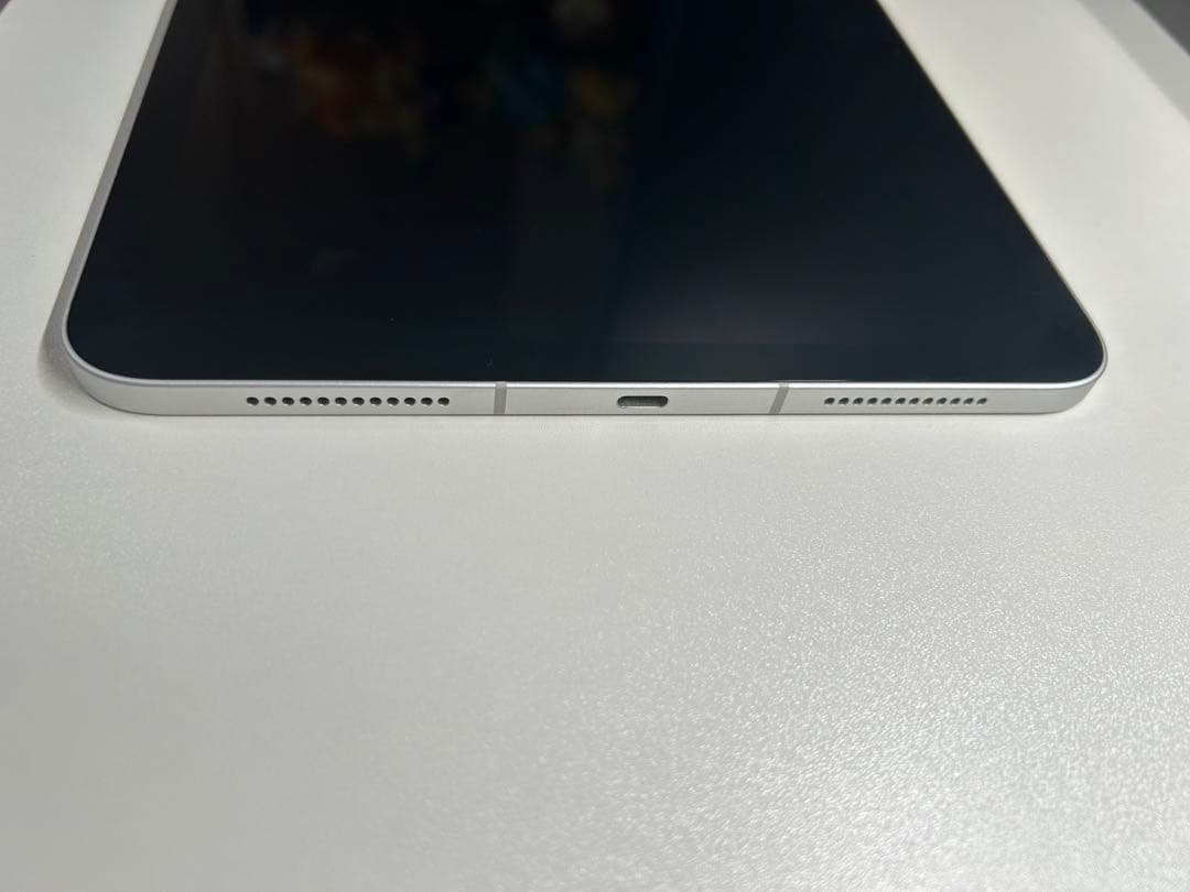 iPad 第10世代 64GB Wi-Fi＋Cellular本体