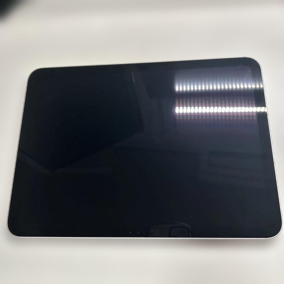 iPad 第10世代 64GB Wi-Fi＋Cellular本体