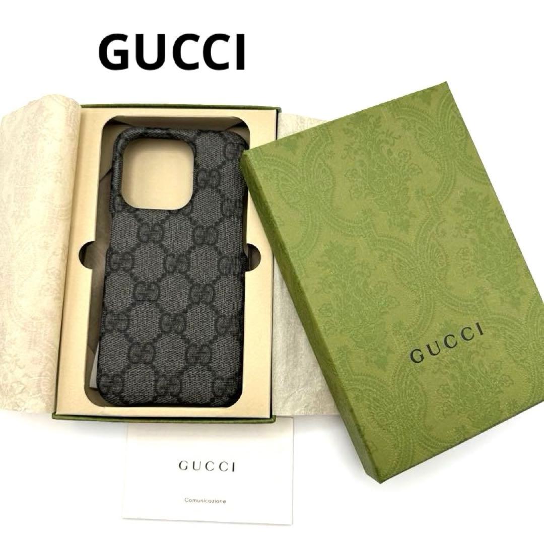 美品　GUCCI iPhone 15Pro スマホケース　GGスプリーム グレー