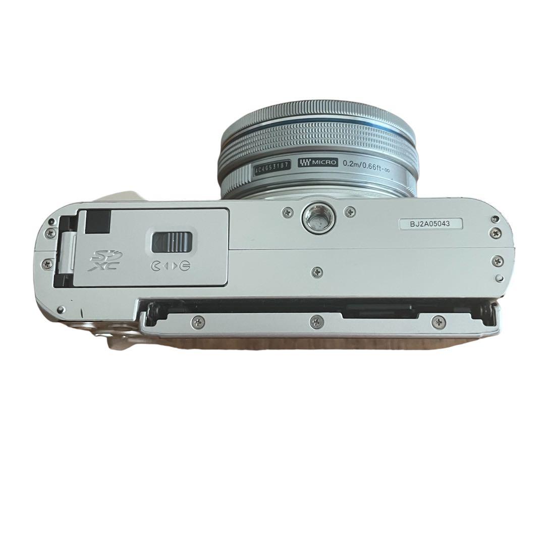 OLYMPUS PEN e-pl9 ミラーレス ZUIKO 14-42mm