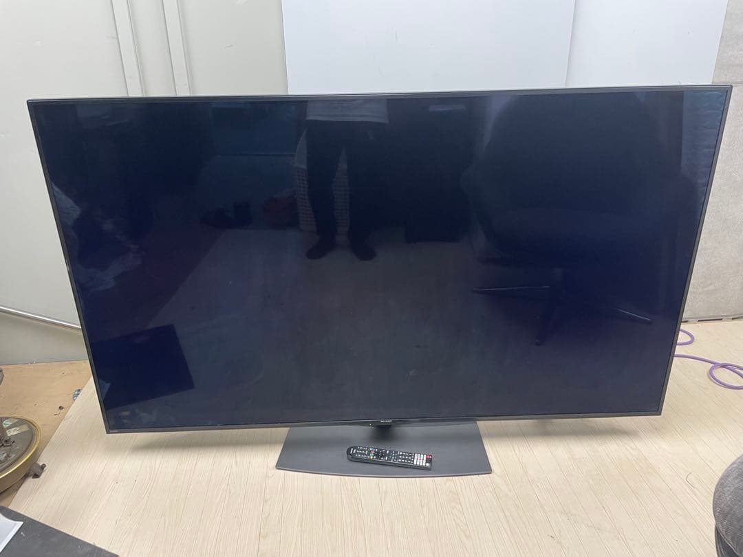 SHARP 70インチ液晶テレビ 4T-C70DN1