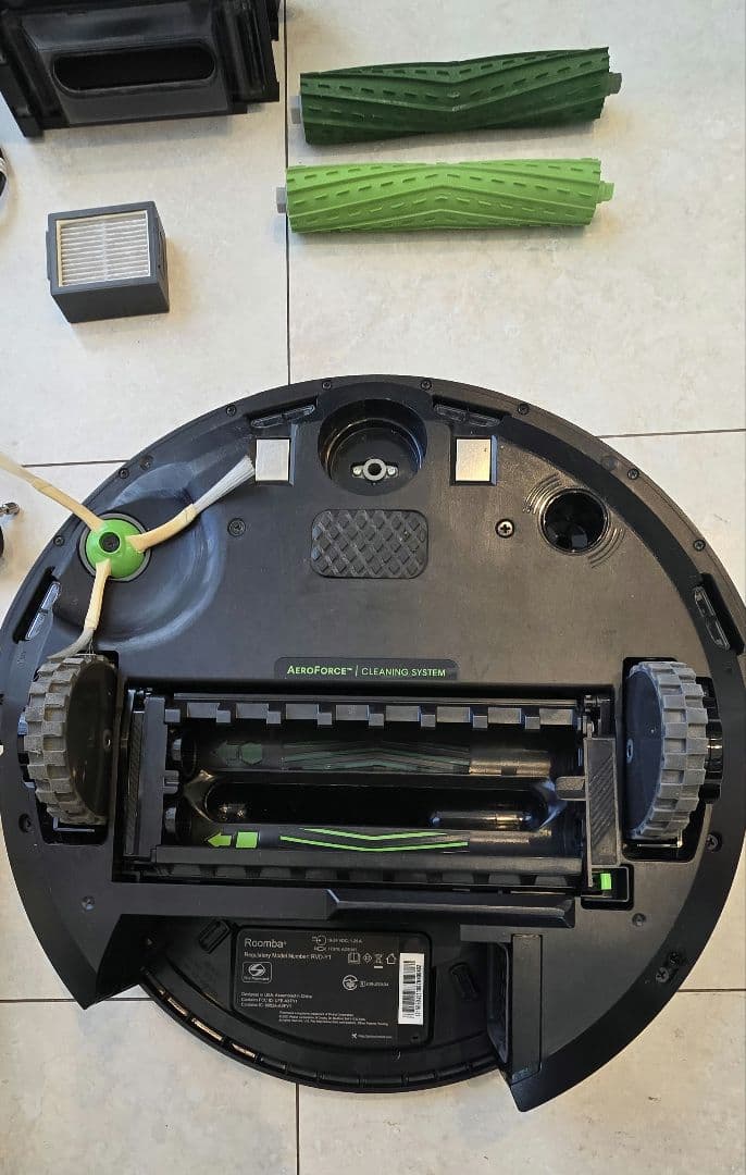 iRobot Roomba i3 本体+交換パーツ