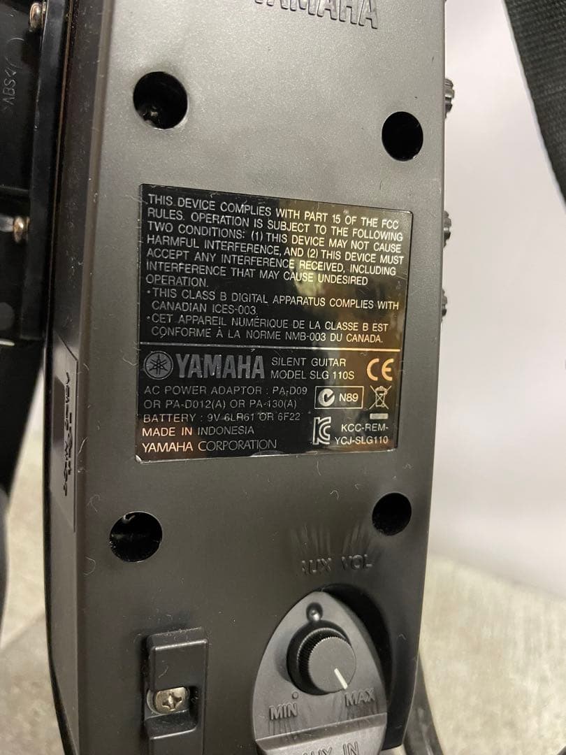 【電池交換済】YAMAHA サイレントギター　SLG-110S