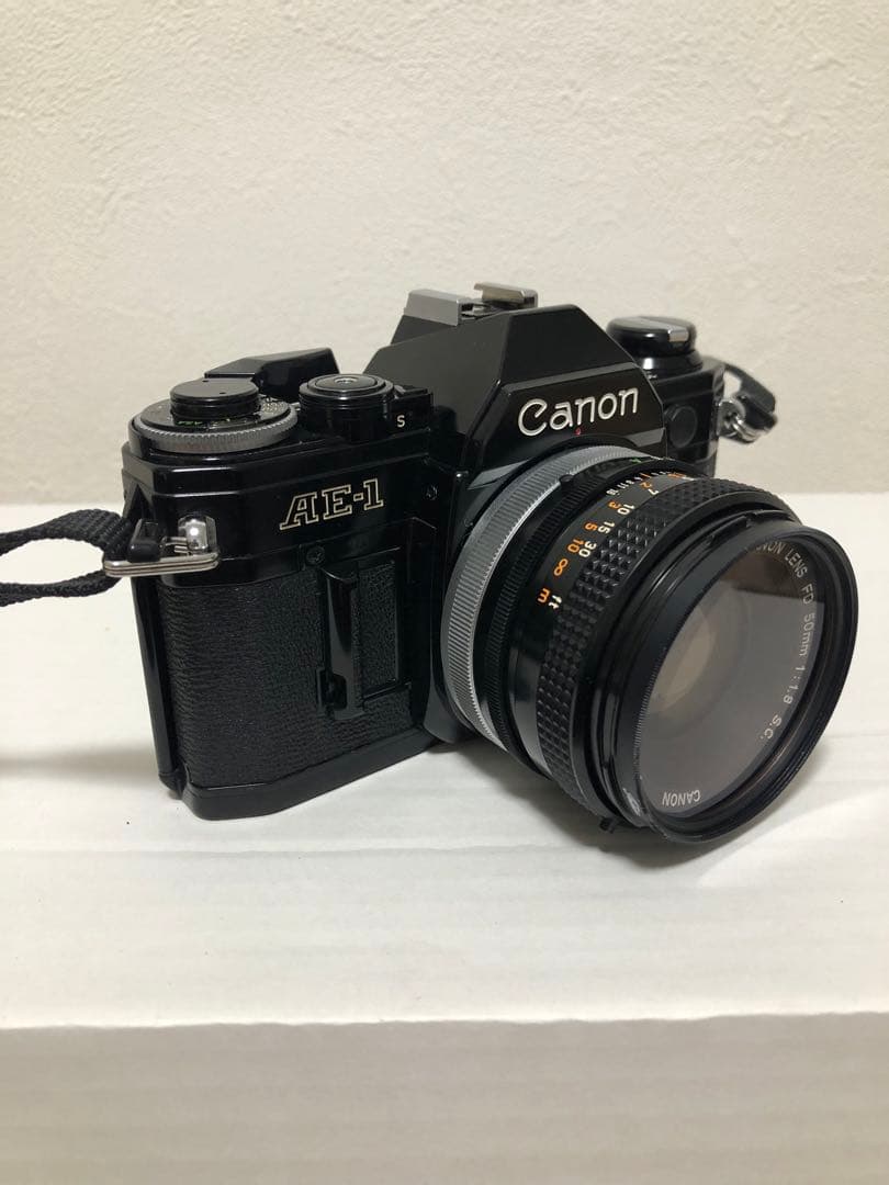 【美品中古】Canon AE-1 フィルム一眼レフカメラ　説明書カタログ付き