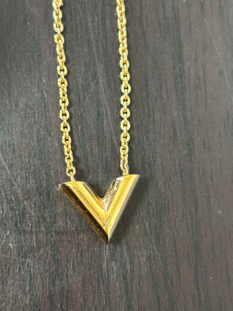 ルイ ヴィトンネックレス、M61083、エセンシャルV 国内正規品　値段本日限定