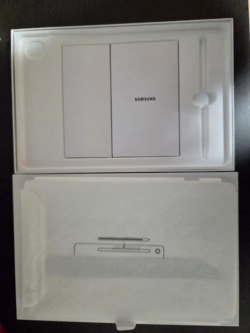 Galaxy Tab S9FE(Wi-Fiモデル)グレー　ほぼ新品